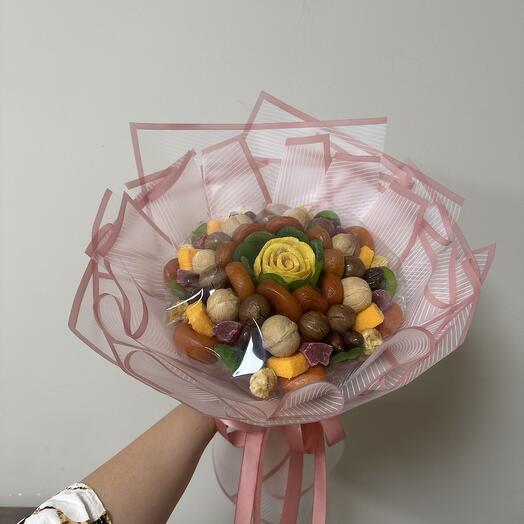 Букет из сухофруктов 3