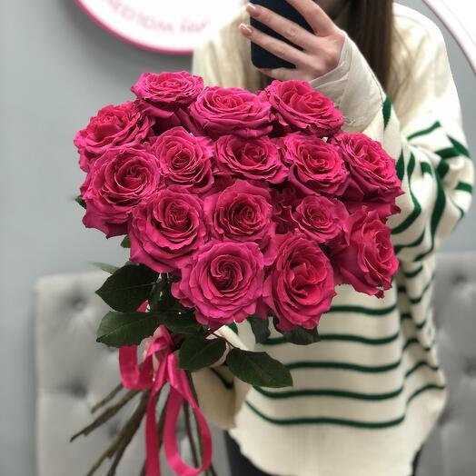 15 импортных стойких роз