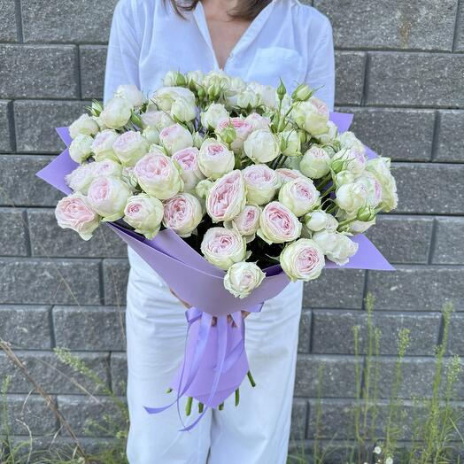 Букет из 15 нежно-розовых кустовых роз (L) (181)