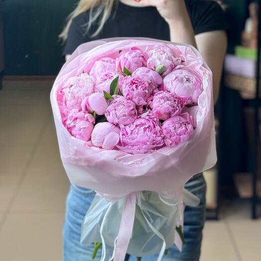 Пионы розовые в упаковке 15 штук