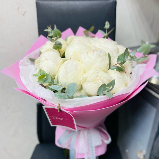Пионы Италия с эвкалиптом🤍💝
