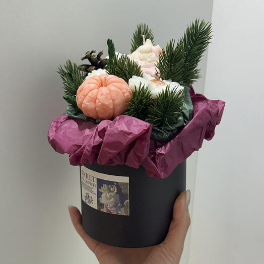 Новогодняя композиция из свечей 5шт