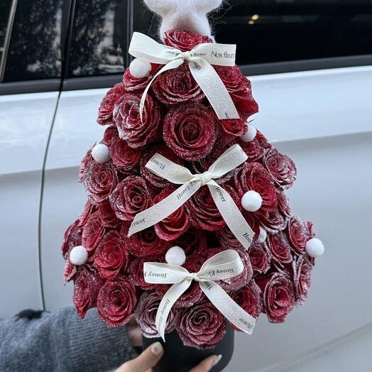 Елка из роз