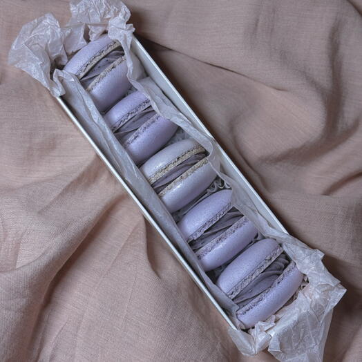 Набор макарон (макарун, макаронс) «Черничный бум» из 5 штук в подарок маме, подруге, девушке, коллеге