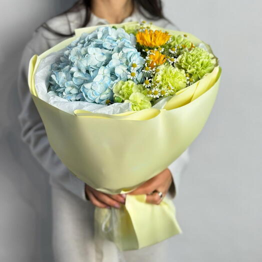 💐Нежный букет с подсолнухами, гортензией, ромашками и диантусами