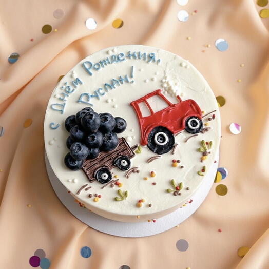 Торт для мальчика с красным трактором и голубикой (6-7 порций)
