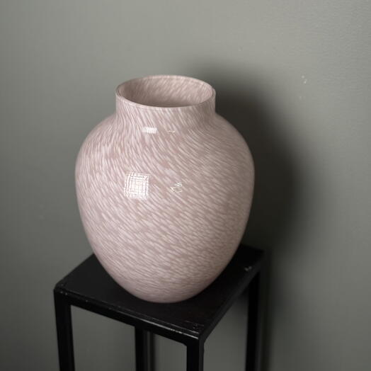 Стеклянная ваза для цветов «Розовые облака»