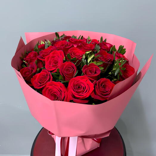 Аква букет красных роз