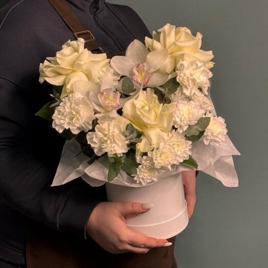 BBOUQUET 090. Цветы в коробке