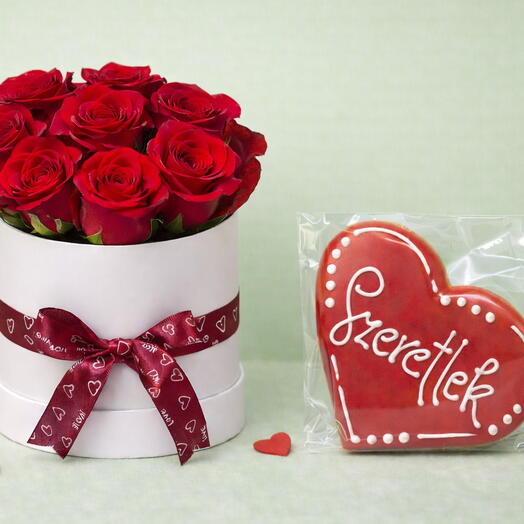 7-Stem Rose Box with I Love You Handmade Gingerbread Heart