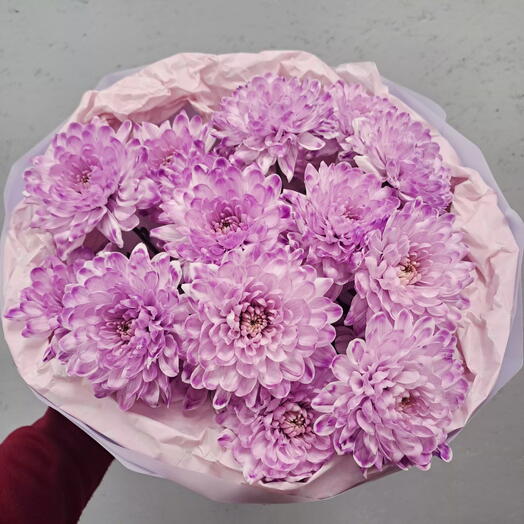 Букет комплимент из стойких хризантем