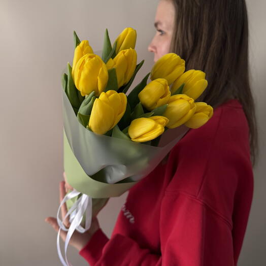 Желтые тюльпаны 💛 букет из 11 штук