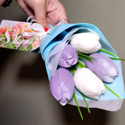Букет из 5 мыльных тюльпанов