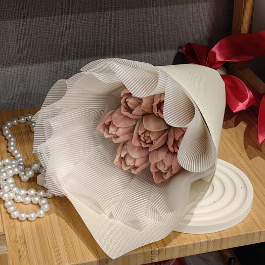 Букет из шоколадных тюльпанов