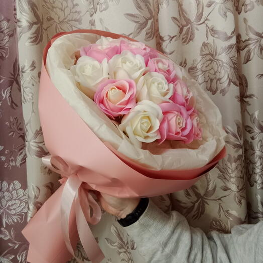 Букет из мыльных роз 15 шт