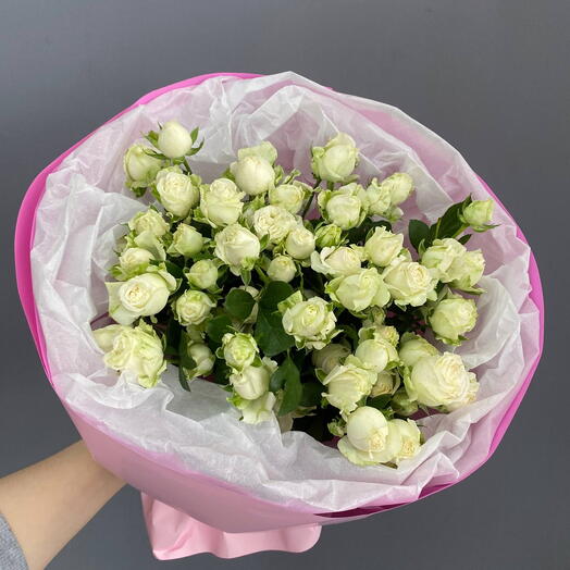Букет из 11 кустовых роз