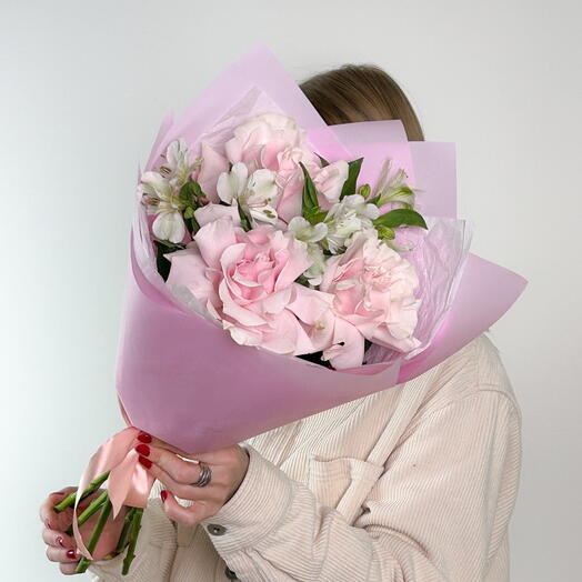 Букет-комплимент с французскими розами, Пинк Мондеаль, арт 12 Flower Perfect