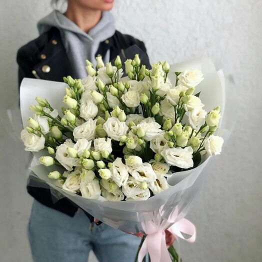Эустома белая 19 шт