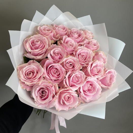 19 розовых роз💗