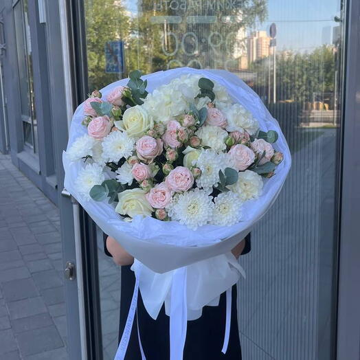 Зефирный букет в белых тонах