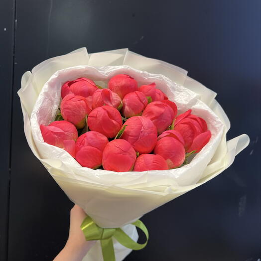 15 коралловых пионов 💫