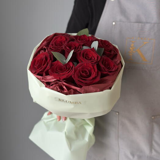 Бархатная классика 🌹 бордовые розы 9шт