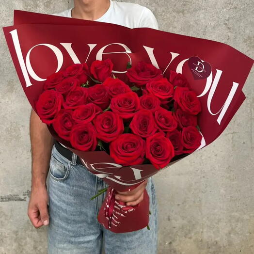 Букет роз RED NAOMI