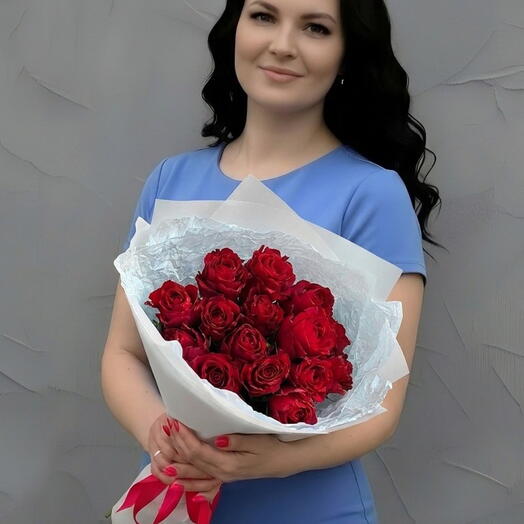 Роза красная Кения 15шт