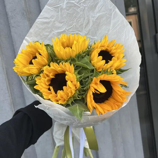 Букет из подсолнухов🌻