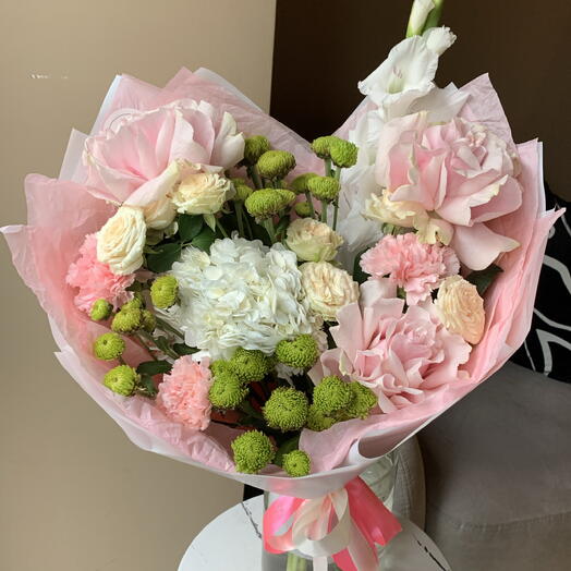 Букет «Осенний сад» с гладиолусом, французскими розами, гортензией🌸🤍