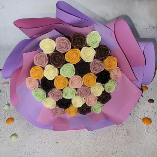 "7 чудес света"🌸🍓🍊🍈🖤🍫🤍 Букет из 37 шоколадных роз ( шоколад : руби, клубничный, апельсиновый, лайм, горький, молочный, белый)
