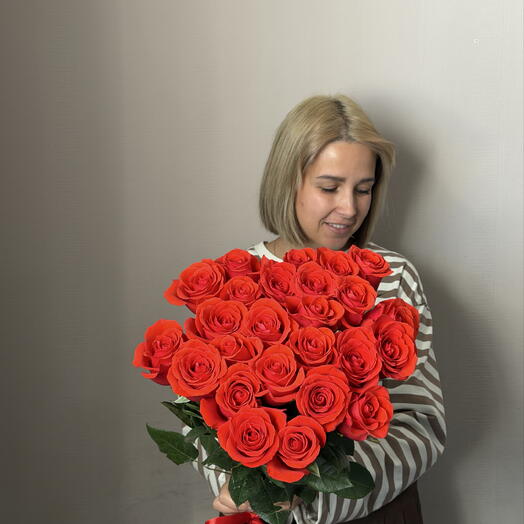 Букет из 25 роз
Эквадор 60 см ( Нина)