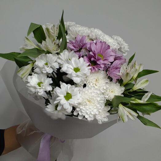 Микс хризантемы и альстромерии💐