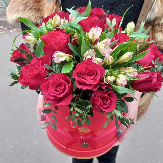 Цветы в коробке