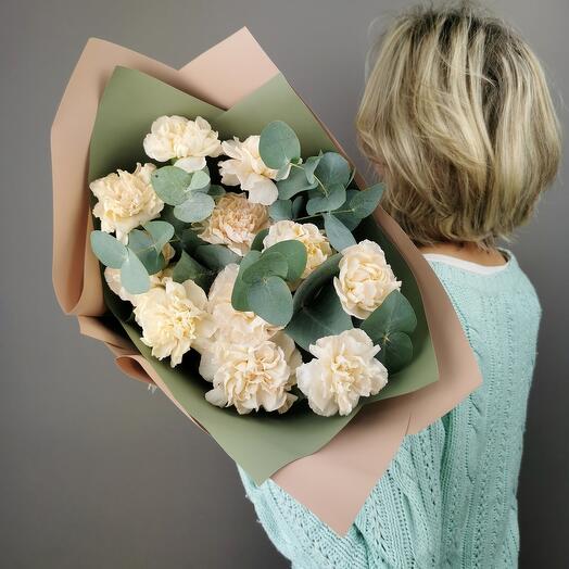 Bouquet of white dianthuses with eucalyptus