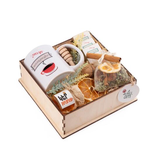 Подарочная коробка `87