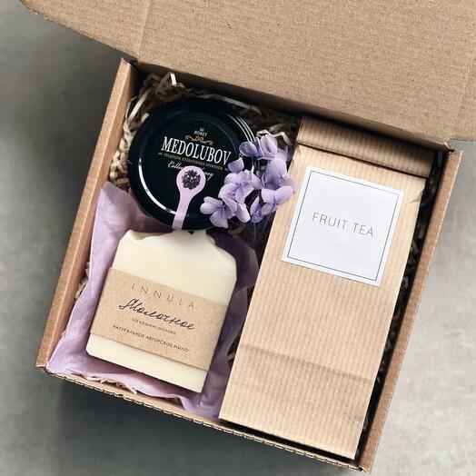 Set de regalo para mujer con té, soufflé de miel y jabón