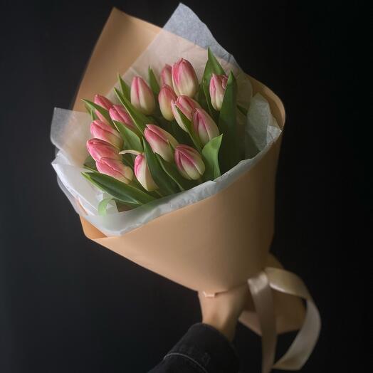 Моно букет 15 тюльпанов 🌷