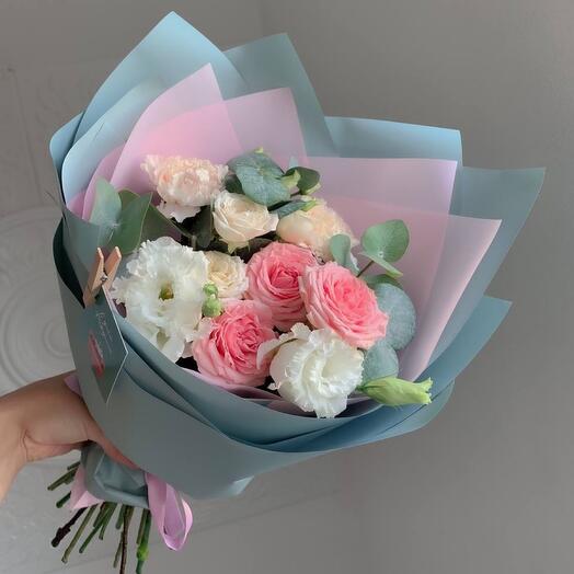 An airy bouquet is a compliment