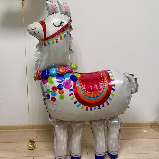 The walking figure of the Lama