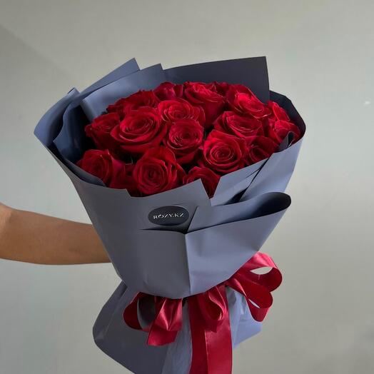 Букет из 19 роз 50 см