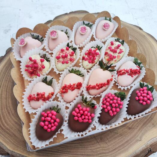 Клубника в шоколаде 16 штук