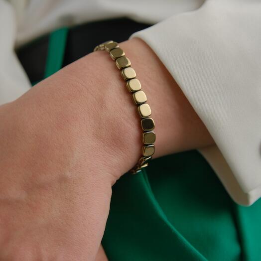 Women's Hematite Wristband