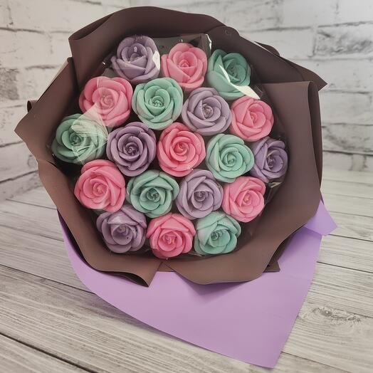 Букет из 19 шоколадных роз "Яркость дня", сладкий букет