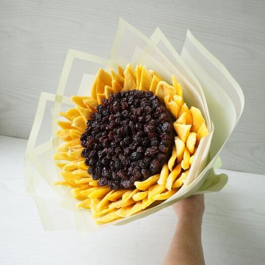 Букет из сухофруктов "Подсолнух из манго"