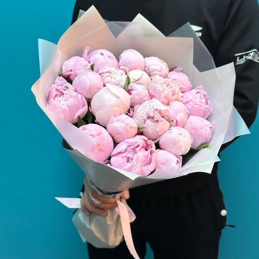 Pink peonies