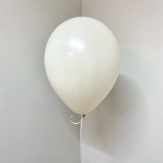 Balloon cream shade