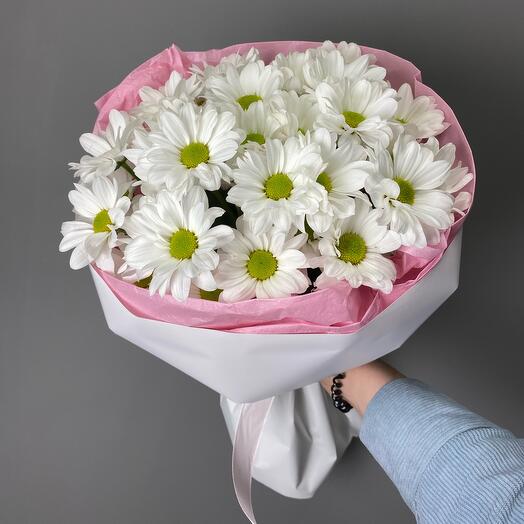 Bouquet of bush chamomile chrysanthemums