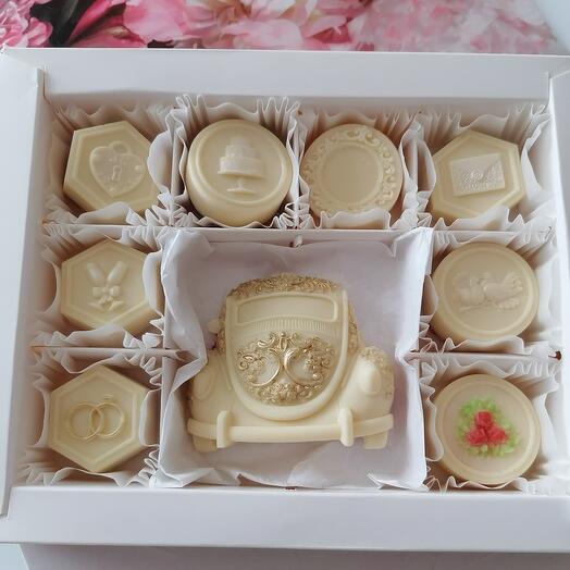 A wedding day gift