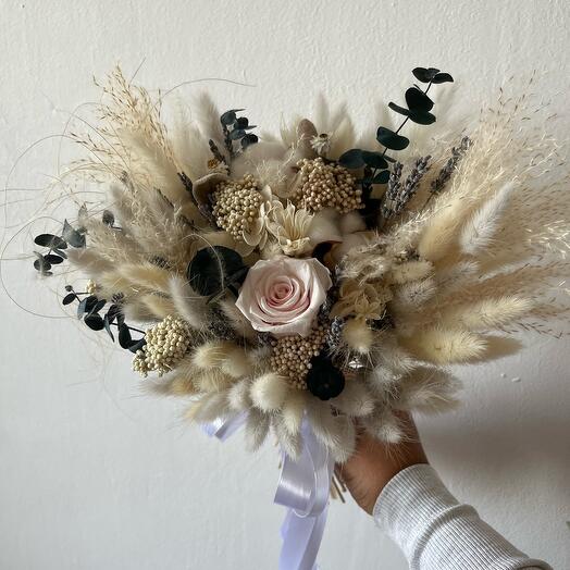 Букет невесты со стабилизированными цветами